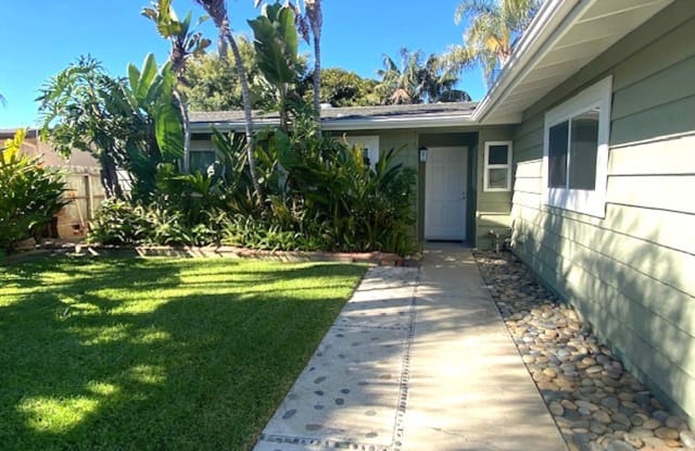 932 Avenida De San Clemente - 932 Avenida De San Clemente, Encinitas, CA 92024