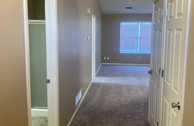 1101 Walters - 1101 Walters Drive, Manhattan, KS 66502 1101 Walters - 1101 Walters Drive, Manhattan, KS 66502