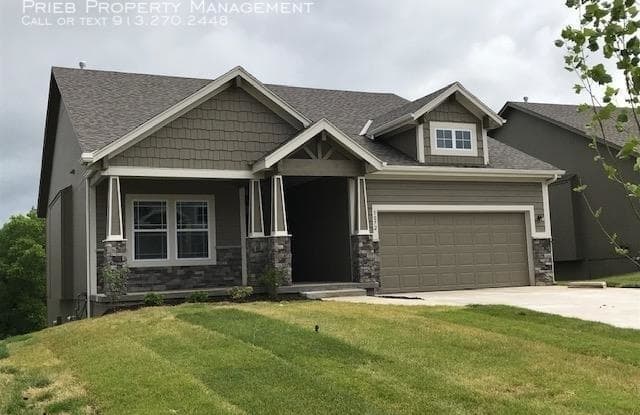 1072 N Sumac St - 1072 North Sumac Street, Olathe, KS 66061