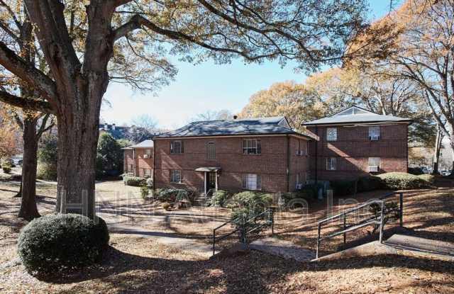 1347 Briarwood Dr, NE photos photos