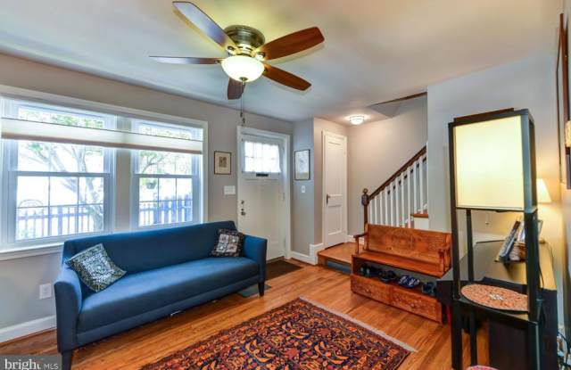 2142 BRANDYWINE STREET Gallery 2