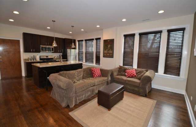 2508 Argyle Gallery 4