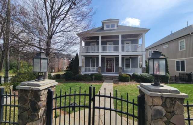 Spacious~Charming~Dilworth! 3800 SF 4 Beds 3.5 Baths photos photos Spacious~Charming~Dilworth! 3800 SF 4 Beds 3.5 Baths photos photos