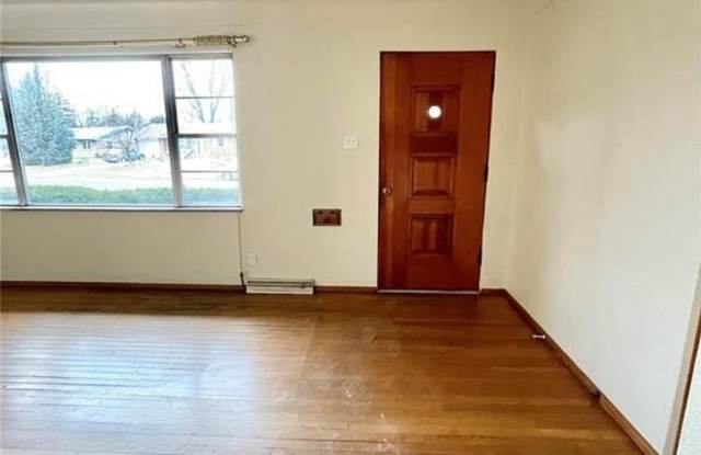 4120 SHIRLEY Drive Gallery 2