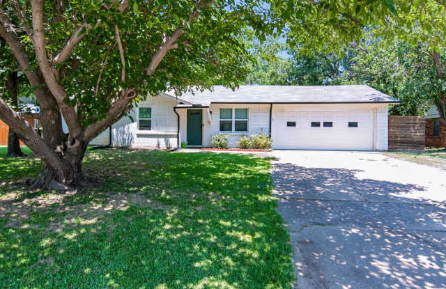 8005 Lazy Lane Road - 8005 Lazy Lane Road, North Richland Hills, TX 76180 8005 Lazy Lane Road - 8005 Lazy Lane Road, North Richland Hills, TX 76180