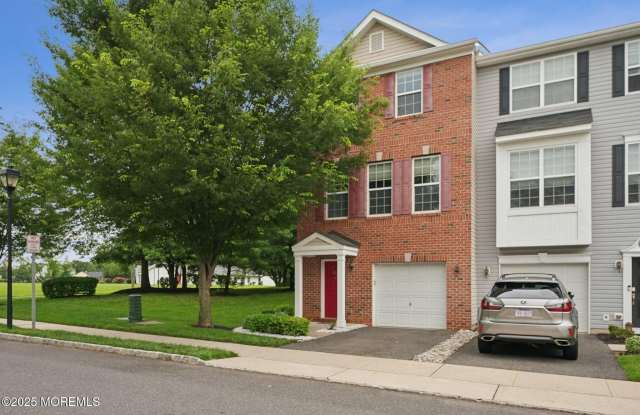102 Warbler Way photos photos