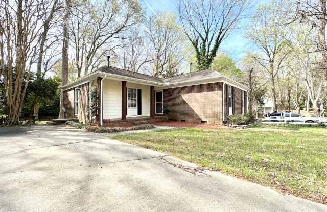Wonderfully Maintained Ranch in North Oaks! photos photos
