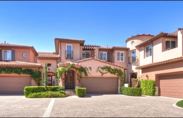 11 Ultima Drive - 11 Ultima Dr, Newport Beach, CA 92657