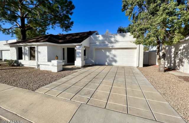 3210 E SIESTA Lane - 3210 East Siesta Lane, Phoenix, AZ 85050