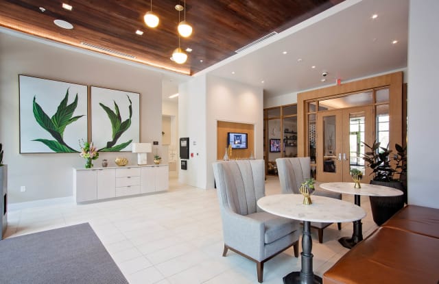 North Hollow Gallery 4