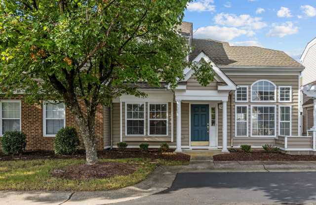 Pond View Condo with Pool Access & Prime Location! Gallery 3