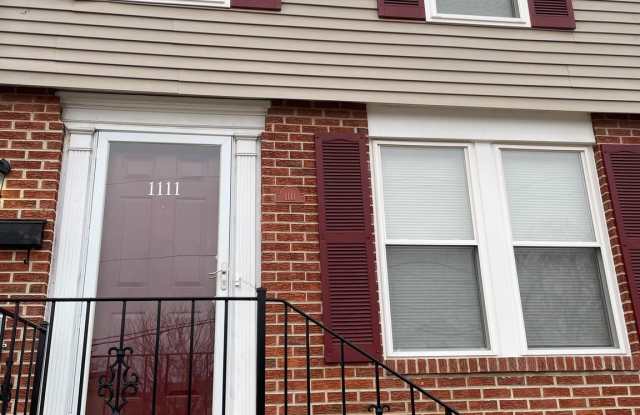 1111 DAVIS STREET photos photos
