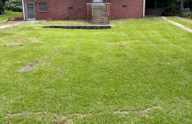4540 Lakewood Avenue photos photos