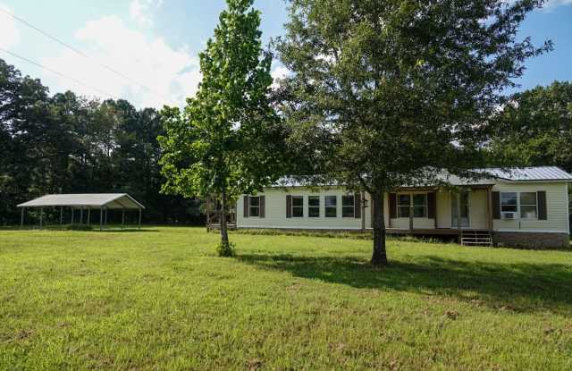 Charming 3BR House in Whiteville photos photos