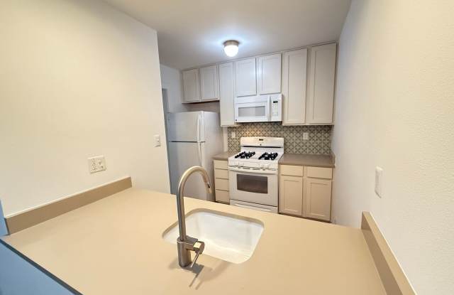 Lorrain Apartments Gallery 4