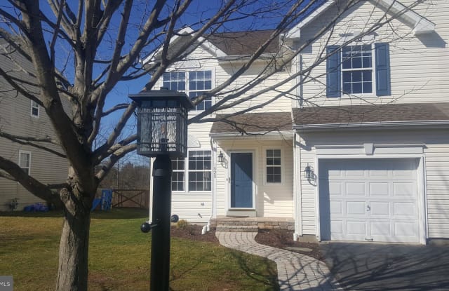 1020 HEATHER LANE - 1020 Heather Lane, Bucks County, PA 18951