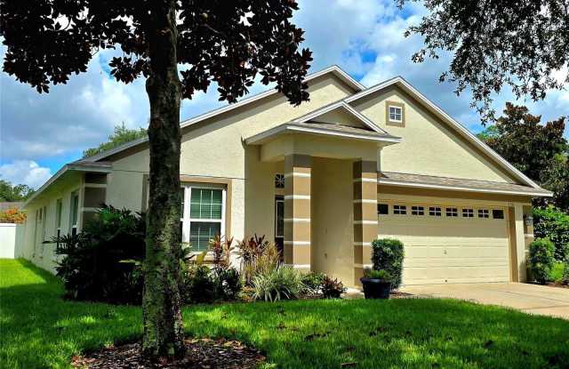 806 LESA GLEN PLACE photos photos
