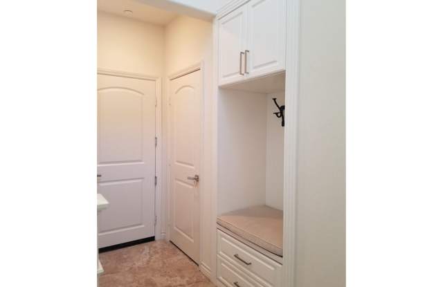 212 Rose Arch Gallery 2
