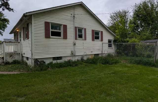 Cozy Country Style Living Just Minutes From Davenport Conveniences! Gallery 4