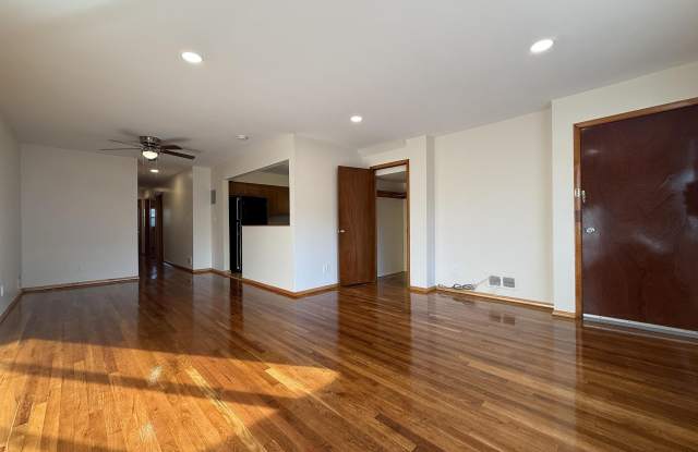 336 AVENUE E photos photos