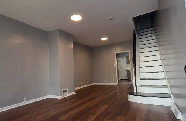 1438 S MARSTON Street S Gallery 2