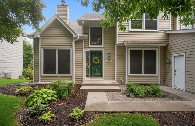 9114 Loch Lomond Lane - 9114 Loch Lomond Lane, Brooklyn Park, MN 55443
