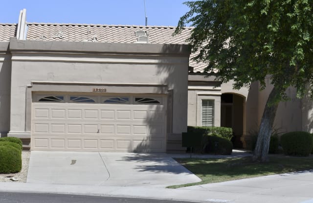 19405 N 83RD Drive - 19405 North 83rd Drive, Peoria, AZ 85382