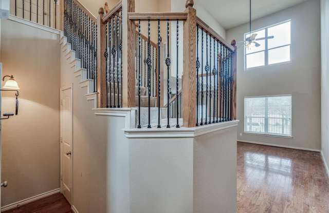 337 Metropolitan Drive Gallery 4