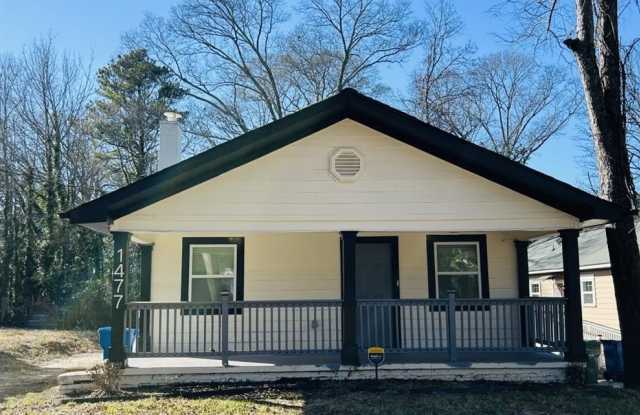 1477 Olive Street SW photos photos