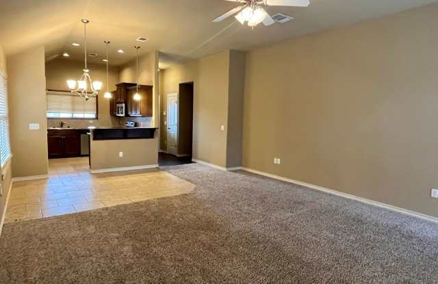 Cute 4 Bedroom With Storm Shelter Gallery 3