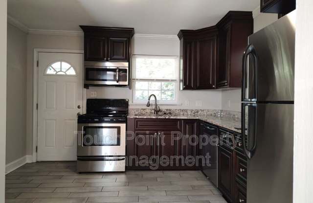 5027 Erickson Road Gallery 2
