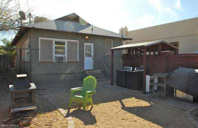 Spacious 3-Bedroom Home in Central Tucson Gallery 4