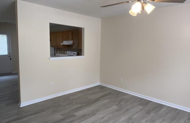 350 Bracken Place (Jacksonville) Gallery 4