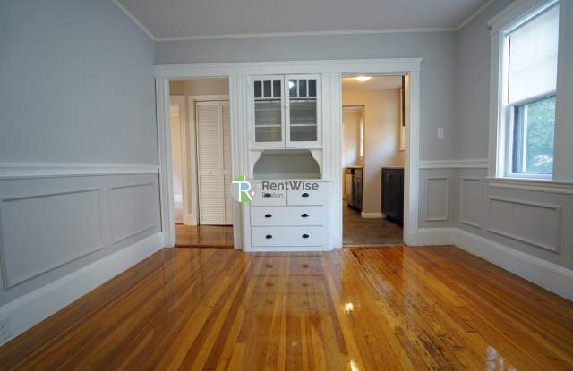 136 Arlington St photos photos