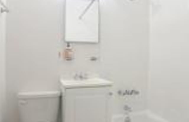 216 East 90th Street Gallery 2