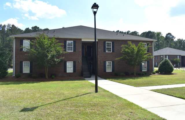 ONE-3 BED/3 BATH UNIT AVAILABLE AUGUST 15TH! photos photos