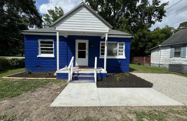 327 Finch Street Southeast photos photos
