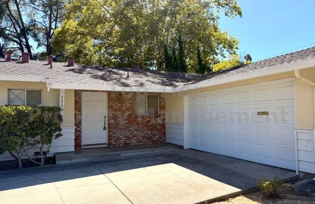 Fantastic 4 Bed / 2 Bath / 1,503 Sqft Walnut Creek single-family house in the Rancho San Miguel Community available 10/1 for lease! Gallery 1