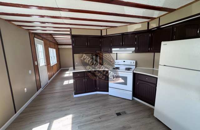 | 10 Lindseys Way, Clinton, ME 04927 | 2 Bed | 1 Bath | Gallery 4