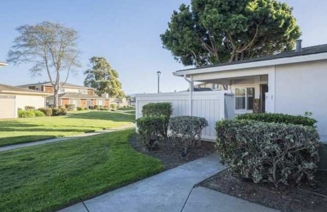 1853 Cherokee Dr Unit 1 Gallery 1