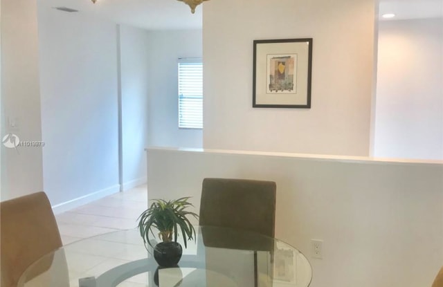 4604 NW 97 Pl - 4604 Northwest 97th Place, Doral, FL 33178
