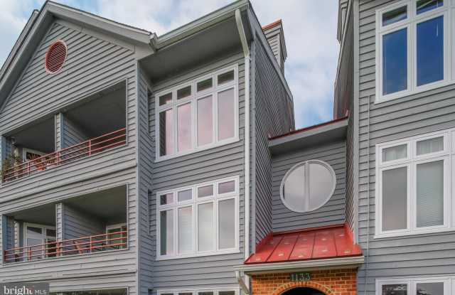 1133 LAKE HERON DRIVE Gallery 3