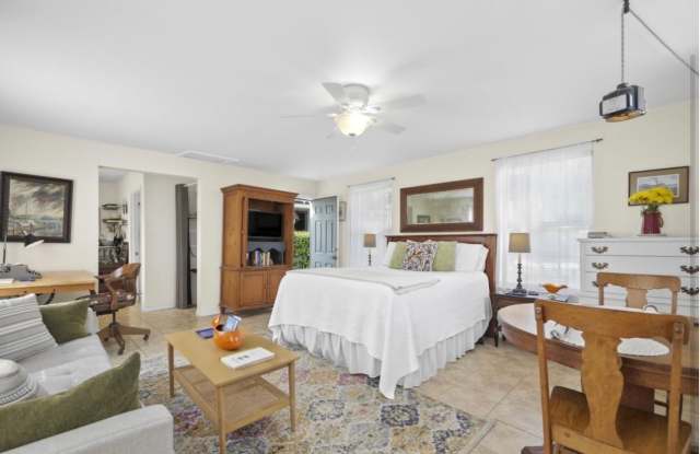 509 Live Oak StreetUnit 1 photos photos