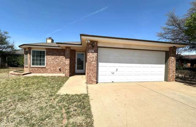 2Bed/2Bath with Spacious Fenced in Backyard! photos photos 2Bed/2Bath with Spacious Fenced in Backyard! photos photos