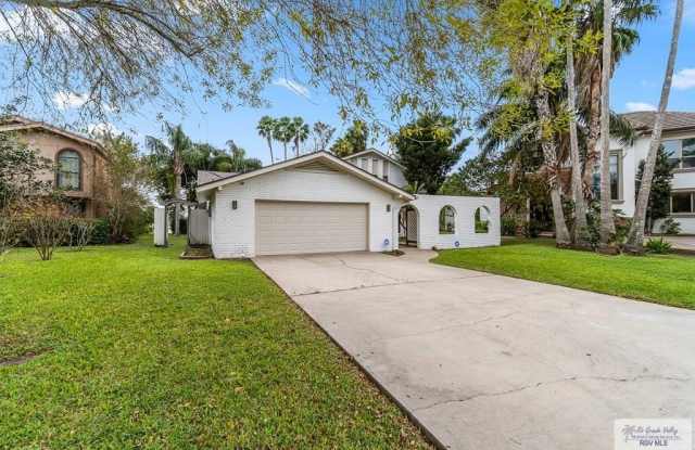27 PAPAYA CIR. Gallery 2