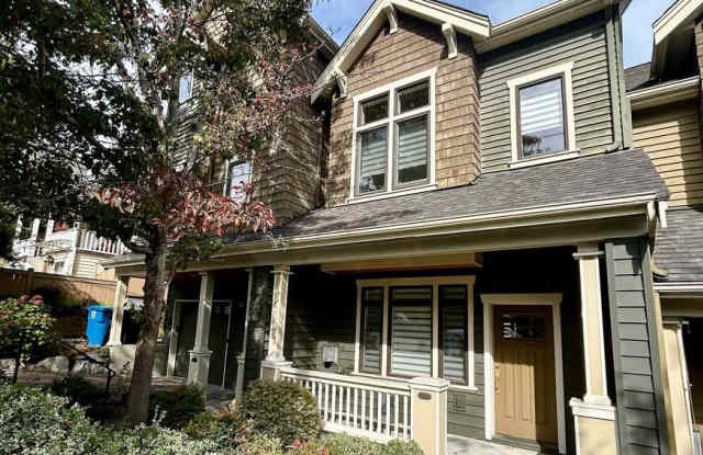 Queen Anne Townhome photos photos