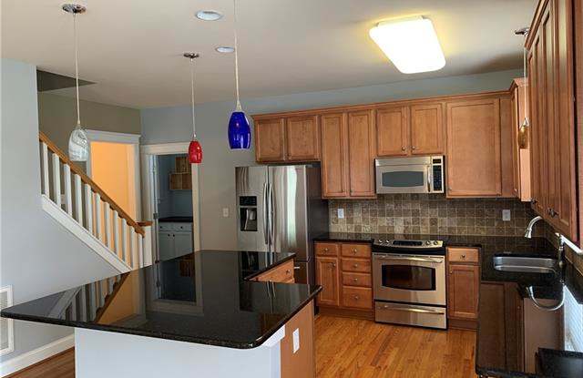 14623 Holly Springs Drive Gallery 4