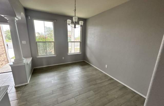 6703 Mustang Creek Rd Gallery 2