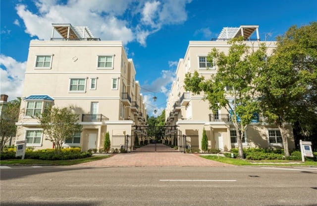 417 REGENT LANE N - 417 Regent Ln N, St. Petersburg, FL 33701