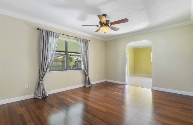 5418 Ardmore Dr Gallery 4